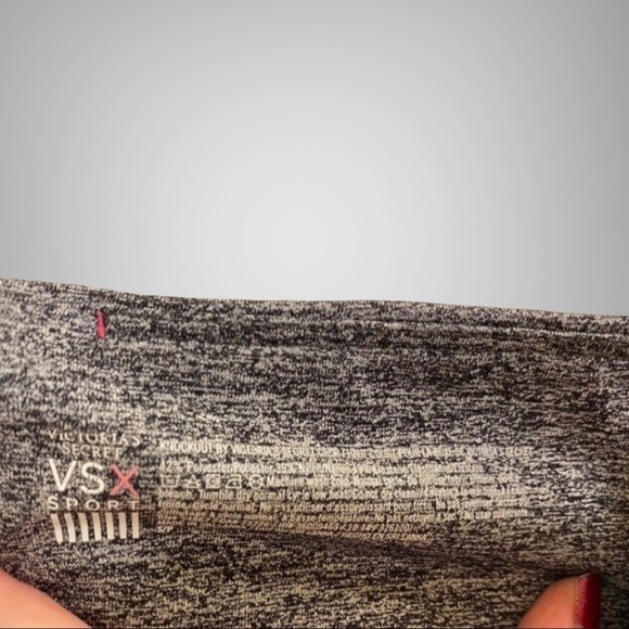 Victoria Secret Legging - Picture 3 of 3